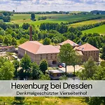 Tinyhousebeidresden Mit Fasssauna Spektakulaeres Winziges Haeuschen Auf Stelzen Im Pferdeteich, Kaminofen, Umlaufende Terrasse - Naehe Saechsische Schweiz - Von Juni - September Mindestmietzeit 1 Woche Sa-sa * Großharthau