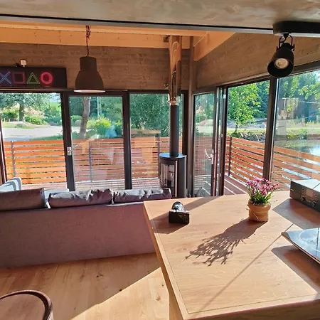 Holiday home Tinyhousebeidresden 2 Im Teich - Naehe Saechsische Schweiz, Dresden, Mit Badeteich & Fasssauna Grossharthau