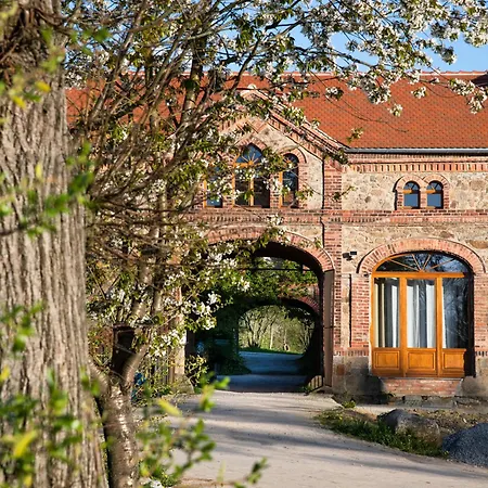 Tinyhousebeidresden 2 Im Teich - Naehe Saechsische Schweiz, Dresden, Mit Badeteich & Fasssauna * Grossharthau