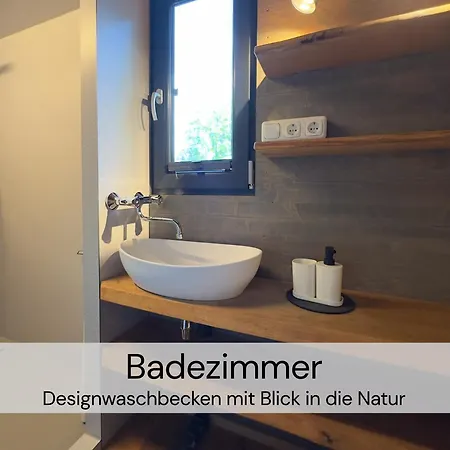 Semesterbostad Spektakulaeres Tiny House Im Teich Mit Terrasse Und Kamin - Juli - August Mindestmietzeit 1 Woche Sa-Sa *