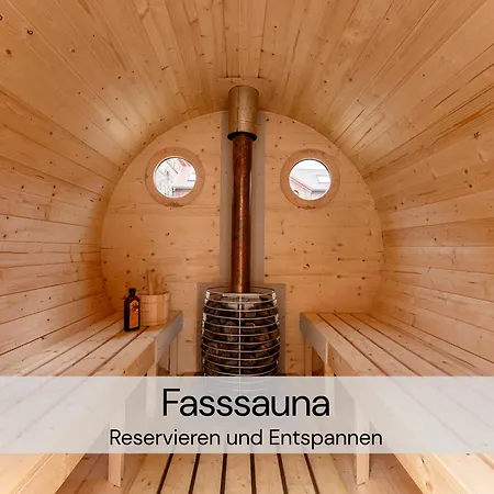 Spektakulaeres Tiny House Im Teich Mit Terrasse Und Kamin - Juli - August Mindestmietzeit 1 Woche Sa-Sa Feriehus Großharthau