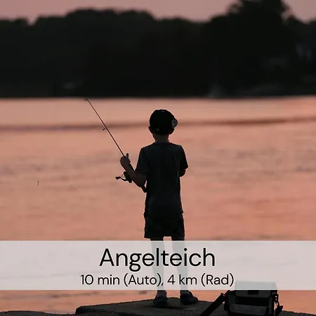 Feriehus Spektakulaeres Tiny House Im Teich Mit Terrasse Und Kamin - Juli - August Mindestmietzeit 1 Woche Sa-Sa Großharthau